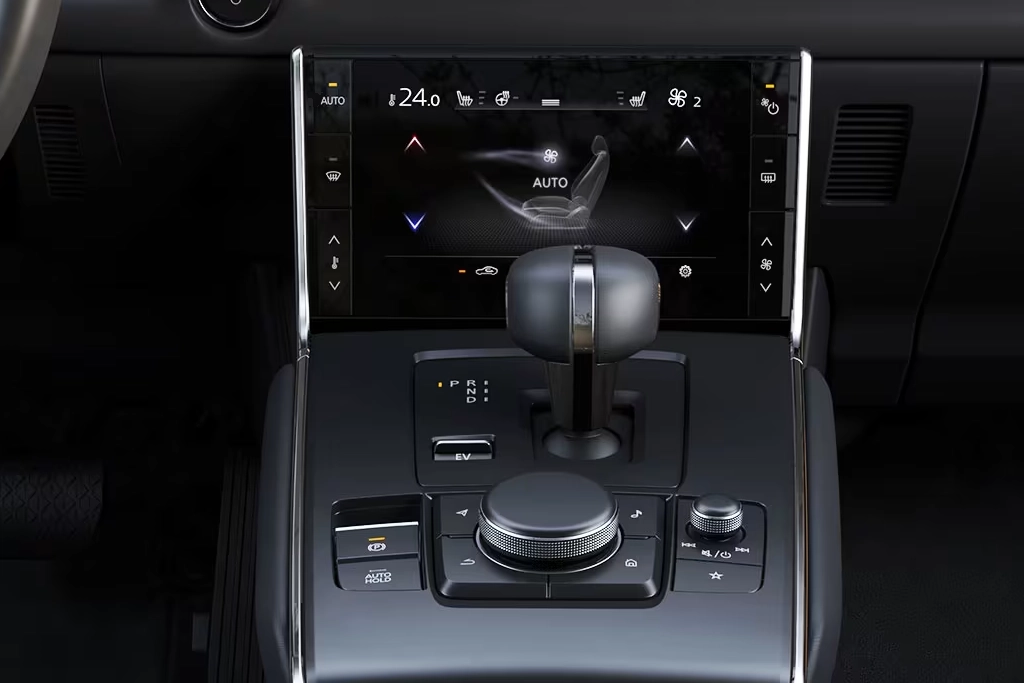 Tableau de bord numérique du Mazda MX-30